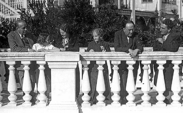 Machado se muda a la casa de la cultura, Rocafort en Valencia por la guerra civil.