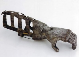 Mano de metal Roma de Marcus Sergius Silus