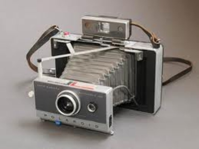 Polaroide camera