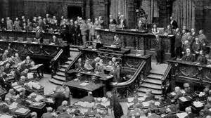 República Democrática de Weimar. Aprobación de una constitución en Weimar