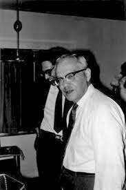 El muestro de poblaciones finitas y la estimación por intérvalo