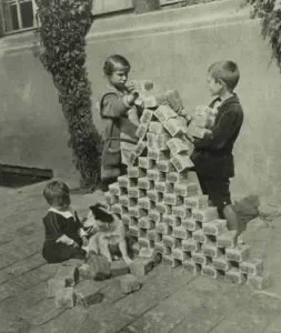 hyperinflation crisis