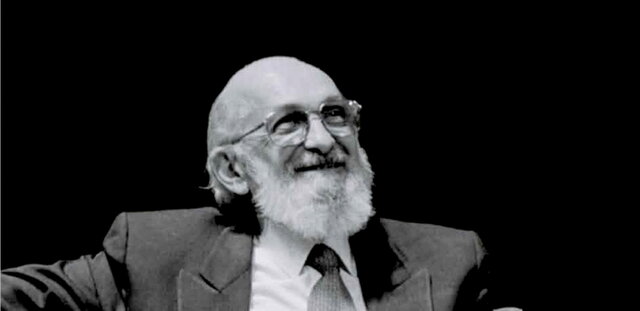 Paulo Freire