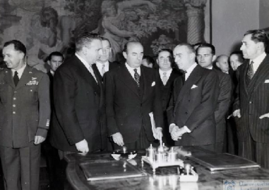 Organització dels Pactes de Madrid