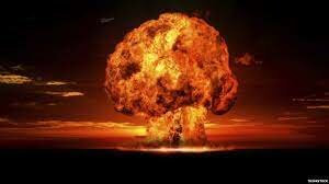 the USA develops the hydrogen bomb