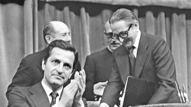 Aprobación de la Llei de Reforma Política