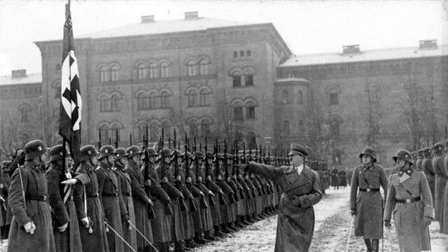 HITLER ORDENA A SUS TROPAS A IR A RENANIA