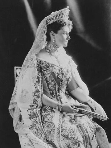 Alexandra Feodorovna in Control