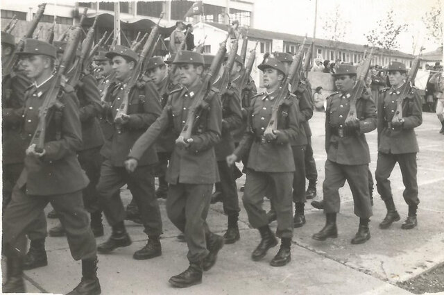 Mi padrino va a la mili