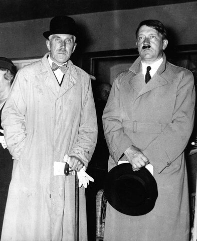 Von Papen's deal with Hitler
