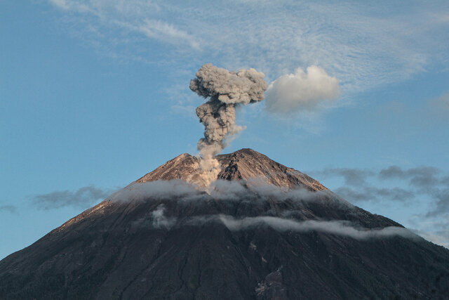 Reactivación volcán Nevado del Ruiz.