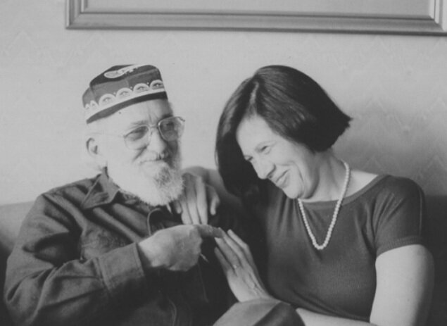 Su unión con Elza Maria Costa de Oliveiro