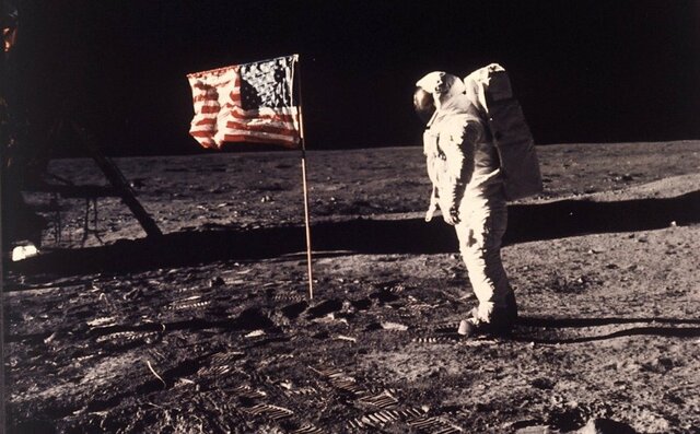 Ameriški pristanek na luni