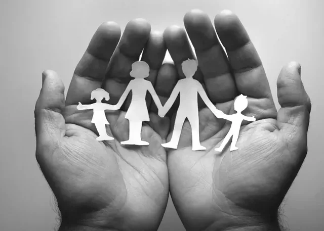 UNIDAD 5 EL DIFICIL ARTE DE HACER FAMILIA - TU Y NOSOTROS.   Mari Patxi y José García Monge