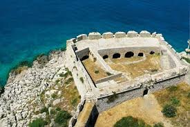 ΑΠΟ ΤΗΝ ΚΕΡΚΥΡΑ ΜΕ ΤΟ ΚΑΡΑΒΙ ΣΤΗΝ ΠΥΛΟ