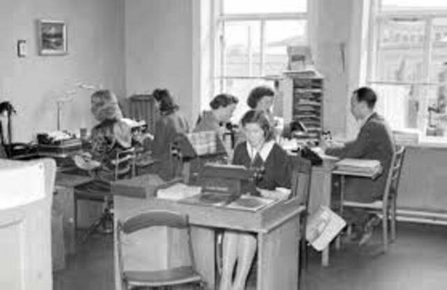 CREACION DE LA PRIMERA OFICINA DE MEDICINA LABORAL