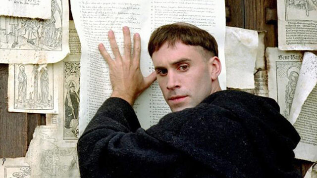 Publicación de las 95 tesis de Martín Lutero