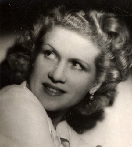 Josefina de la Torre