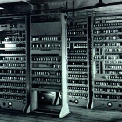 Timeline: las primeras computadoras(gino miglierini)