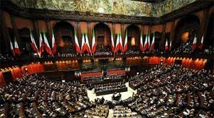 Democracia y Monarquia