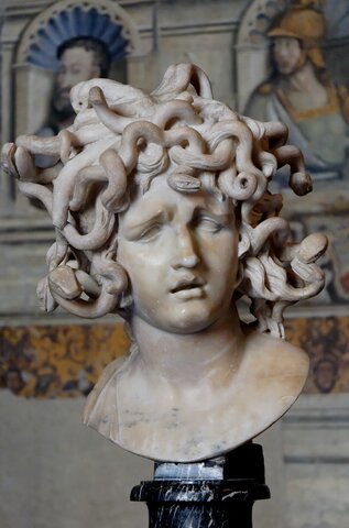 El busto de Medusa