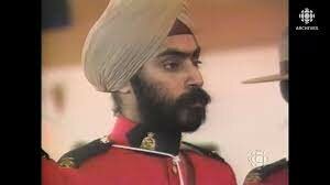 La Cour suprême décide que les turbans peuvent être portés avec l'uniforme de la GRC - accommodement raisonnable.