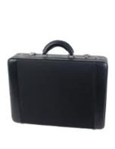 Defense act alows gov to hold indviuals without cause and indifnitly in any nation.