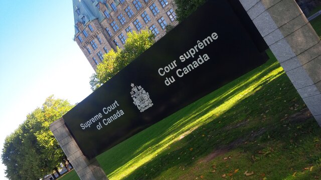 L'affaire Mahe/Bugnet de la Cour suprême confirme le droit des francophones à gérer leurs propres écoles en Alberta