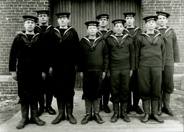 October 3:1914.............              +1