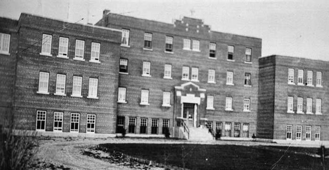 La dernière école résidentielle ferme ses portes officiellement