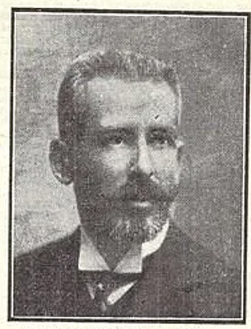 Nace Eduardo León y Serralvo