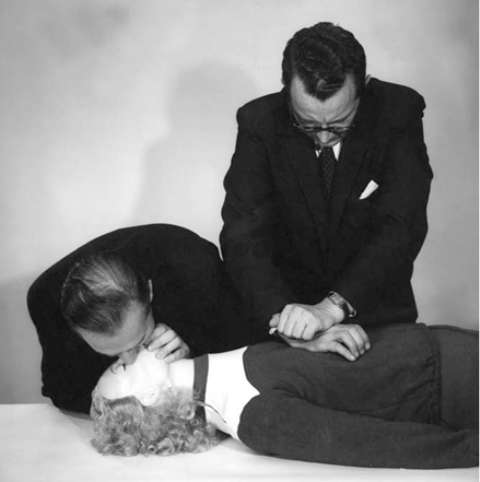 “ResusciAnne®” Simulador de RCP más utilizados del siglo XX