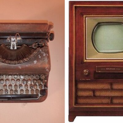 Timeline: La máquina de escribir de Christopher Sholes 1872. El invento de la Televisión 1924