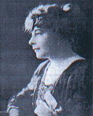 Luisa Luisi se recibe de maestra