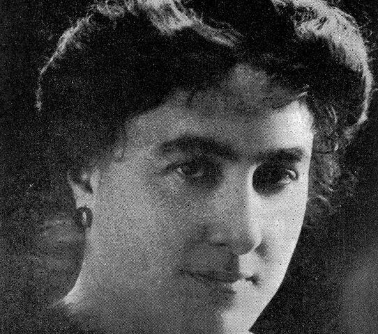 Paulina Luisi es la primera mujer en recibirse de doctora