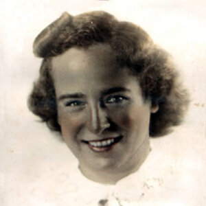 Julia Guarino es la primera mujer en graduarse de arquitecta