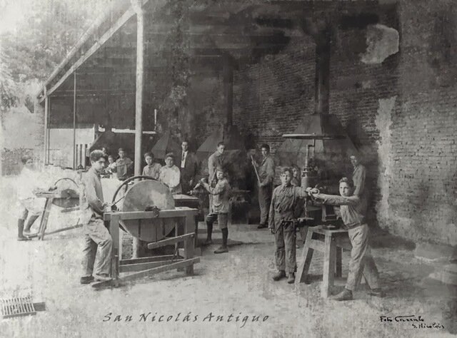 Surgimiento de la enseñanza técnica. "Escuela de Artes y Oficios"