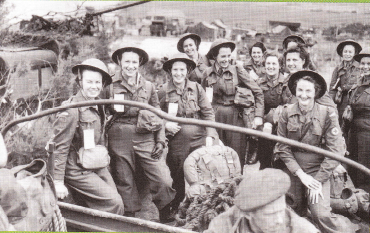 Service Féminin de l'Armée canadienne sont envoyer au zones de combat - PGM