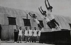 Fundación de la Escuela Universitaria de Educación Física.