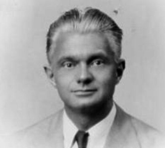 Carl Hempel began his studies of philosophy, physics and mathematics..