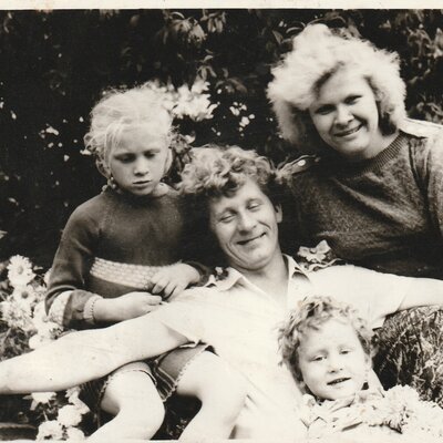 Timeline: Счастливые моменты прошлого