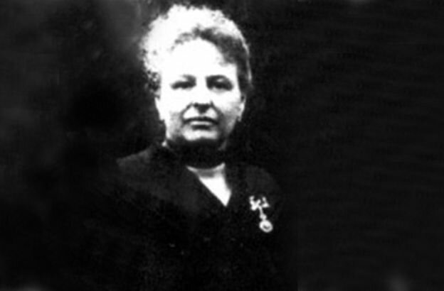 Nasce la "Lega Promotrice degli interessi femminili"