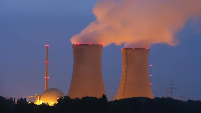 attacco all'impianto nucleare Osirak