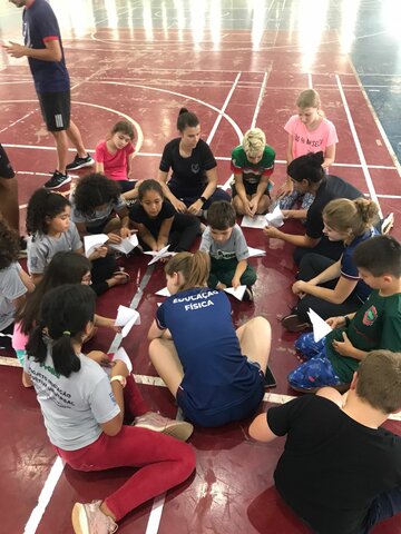 CONSTRUÇÃO DE BRINQUEDOS E ORIGAMI