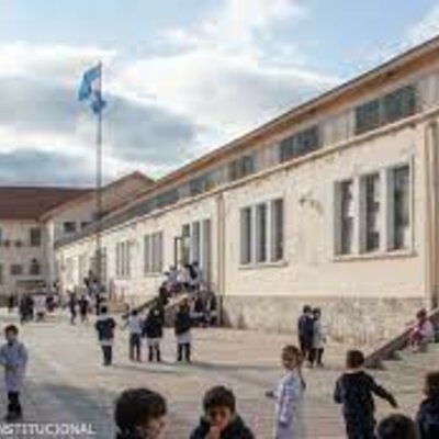 Timeline: Historia de la Escuela