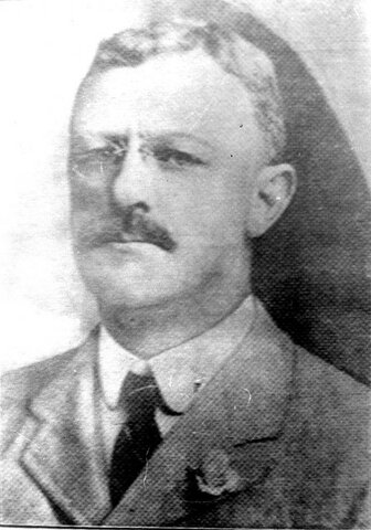 Oposición a la obra.