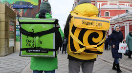 Timeline: Развитие курьерской доставки в России (1990-2023)