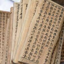 Woodblock painting (textiles/paper) (before 220 AC) – China