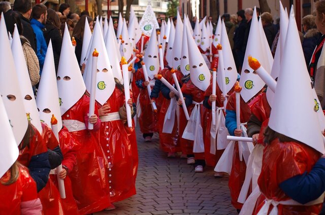 INVOLUCRAR A LA COMUNIDAD EDUCATIVA EN EL PEC