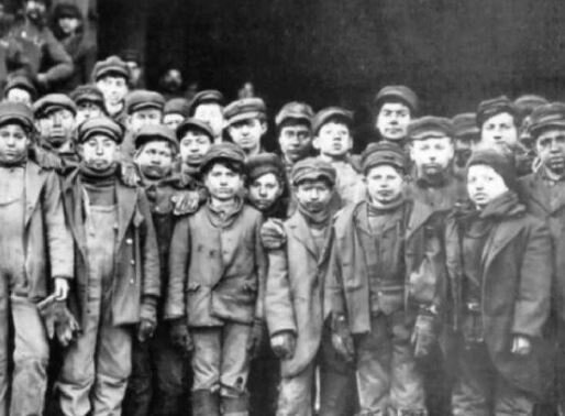 ¿La infancia termina?